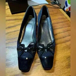 Stuart Weitzman Kitten Heel Navy Quilted with Bow